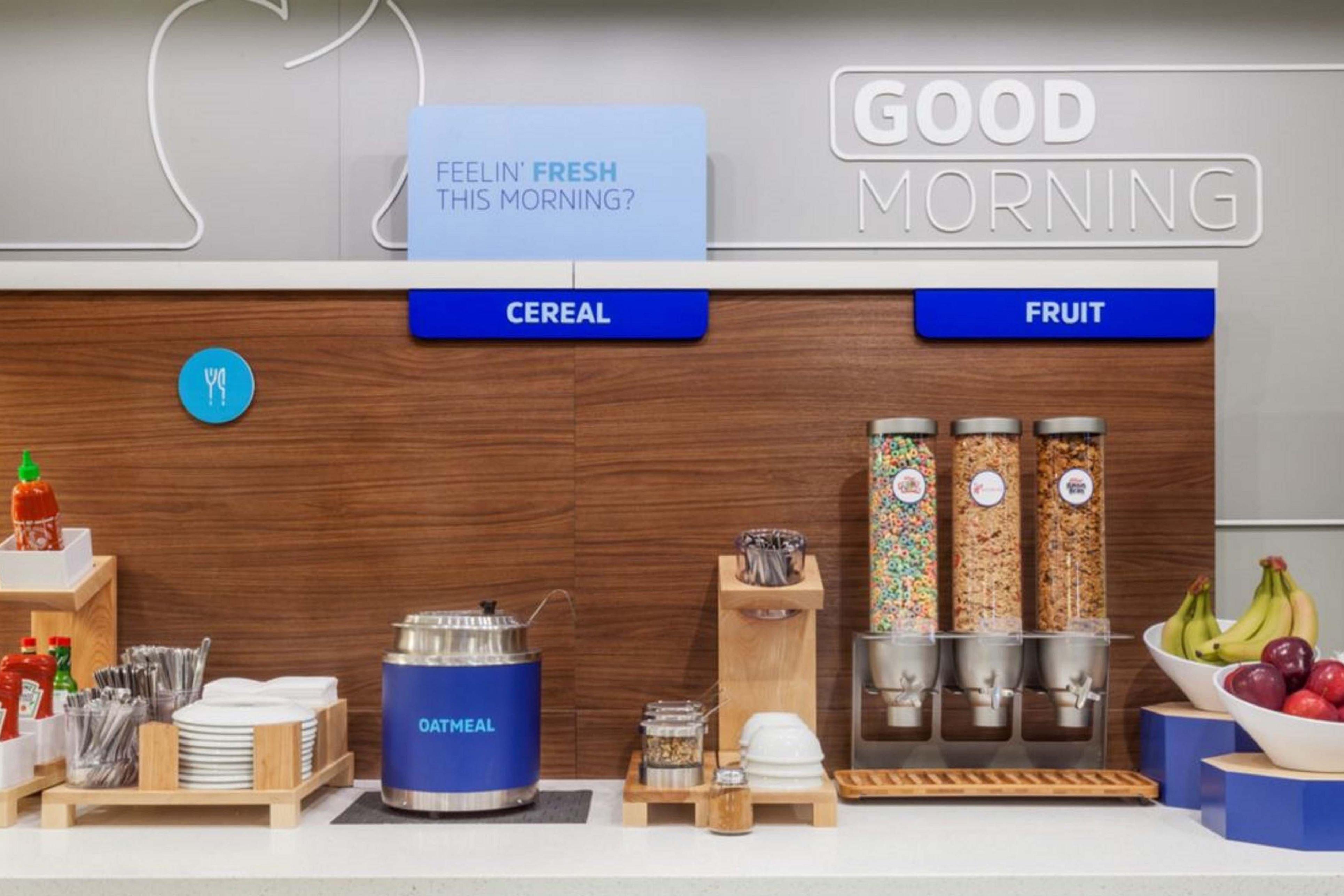 Holiday Inn Express Hotel & Suites Marion By Ihg Bagian luar foto