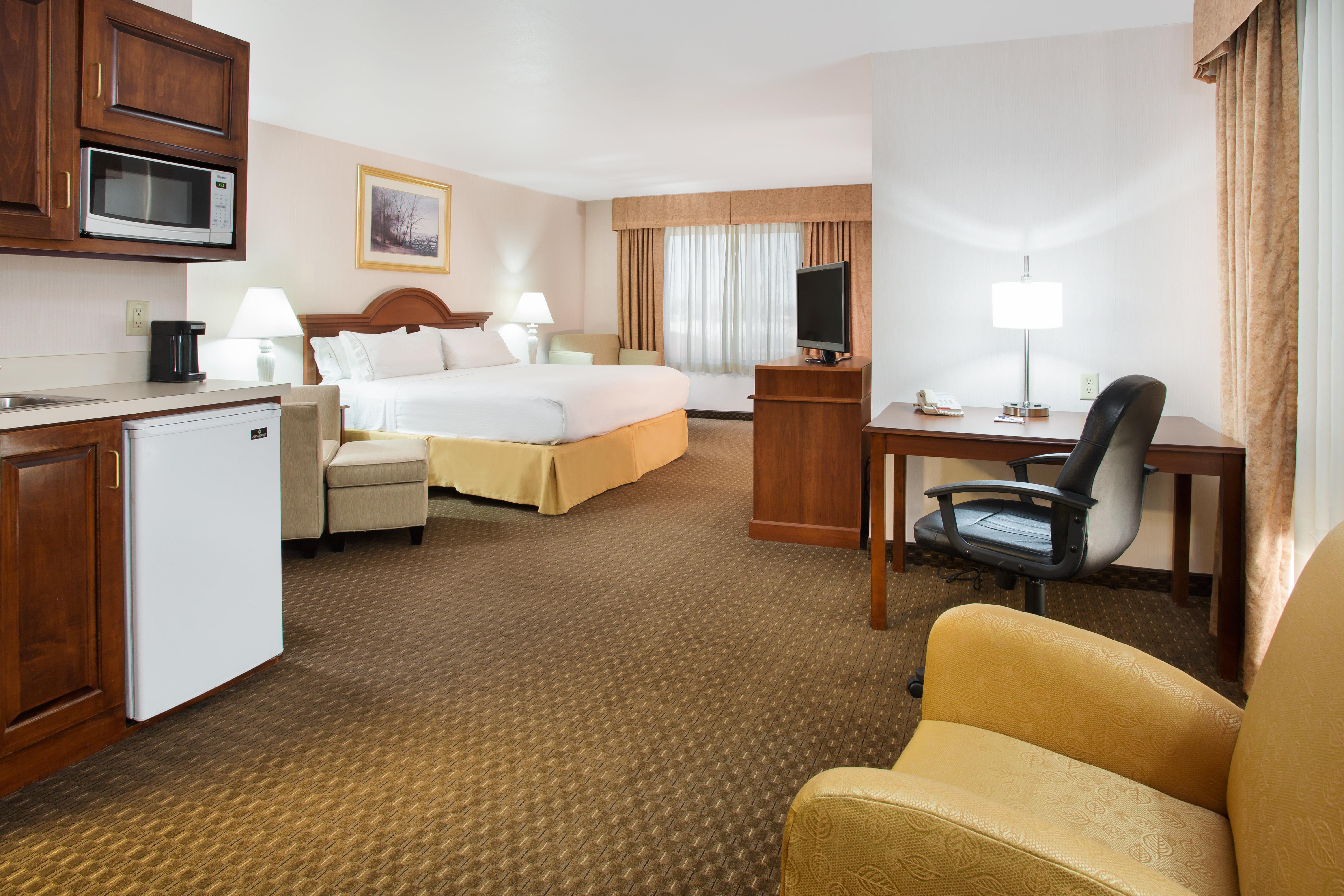 Holiday Inn Express Hotel & Suites Marion By Ihg Bagian luar foto