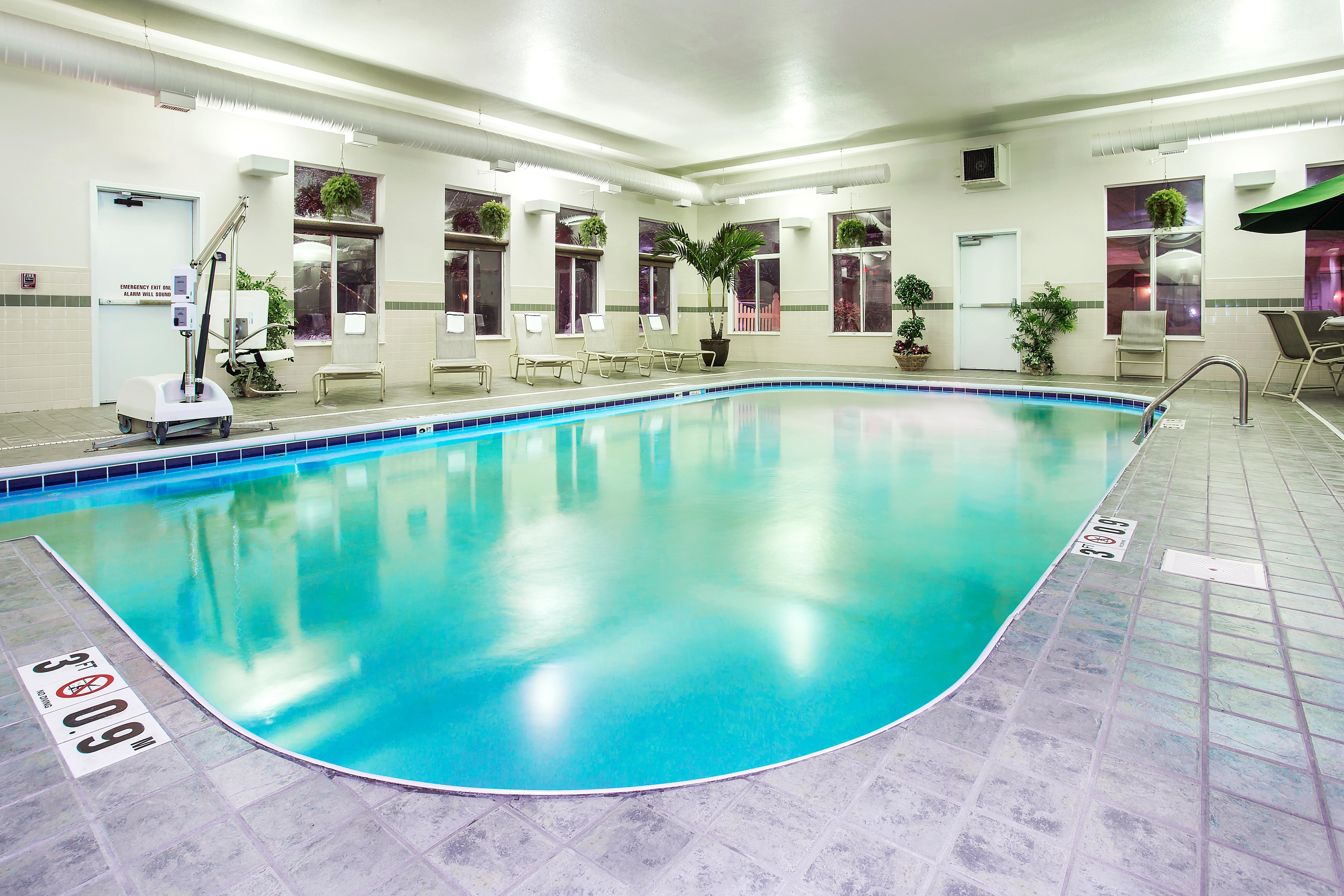 Holiday Inn Express Hotel & Suites Marion By Ihg Bagian luar foto