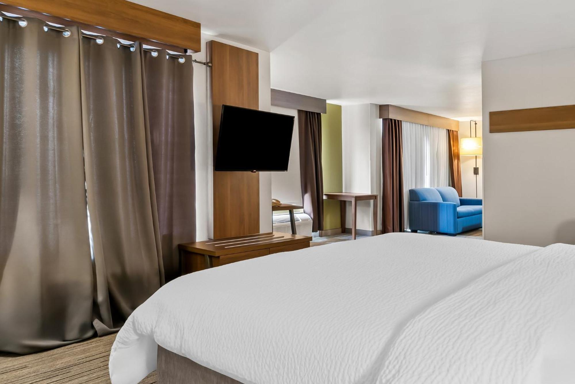 Holiday Inn Express Hotel & Suites Marion By Ihg Bagian luar foto