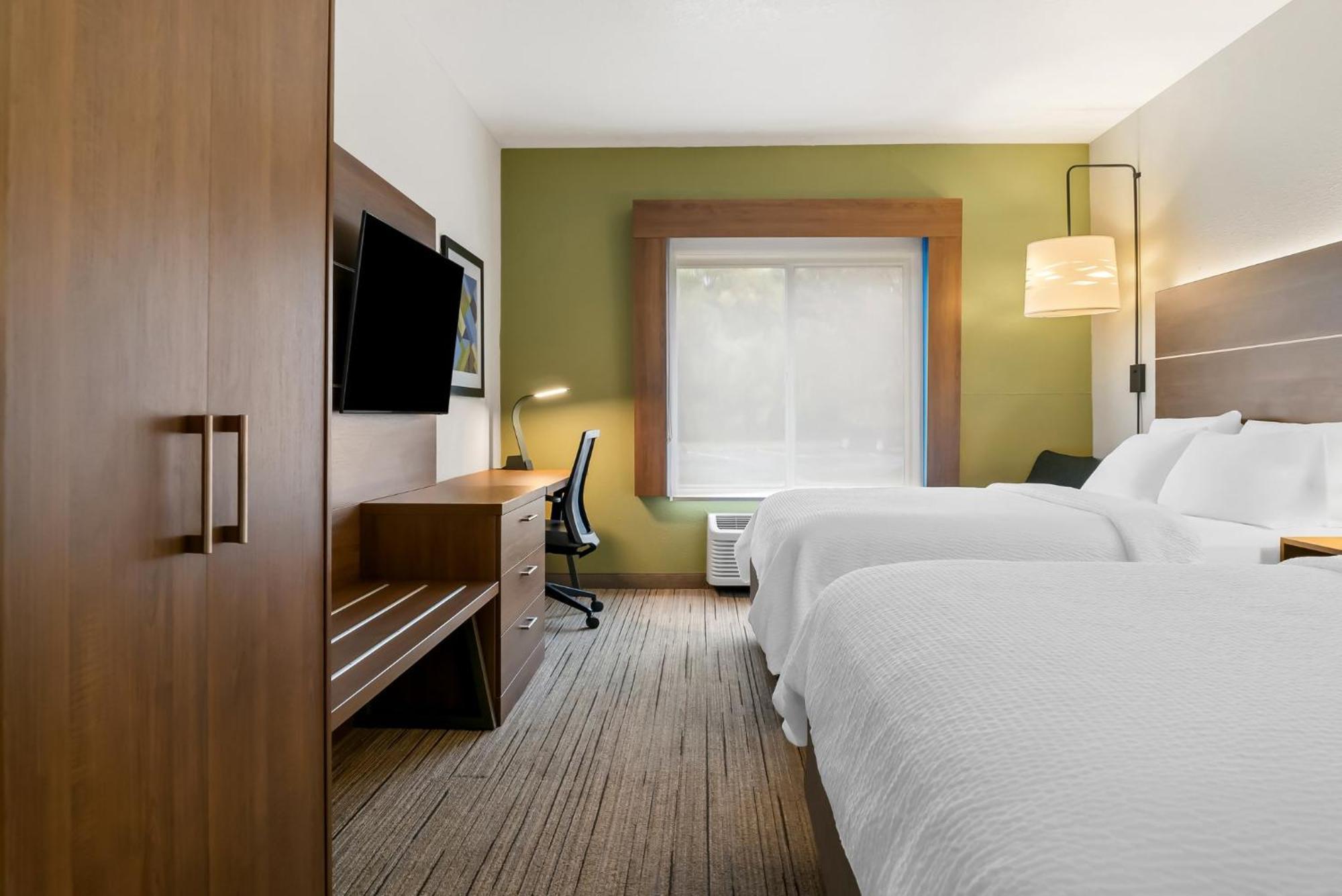 Holiday Inn Express Hotel & Suites Marion By Ihg Bagian luar foto